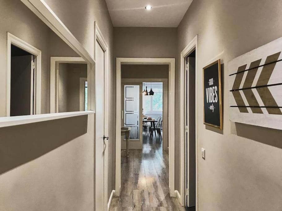 Magnificent 4 Bedroom Apartment In Eixample Barcelona Exteriör bild